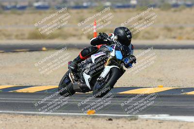 media/Mar-24-2025-Moto Forza (Mon) [[57ce5c5cff]]/3-Beginner Group/Session 2 (Turn 11)/